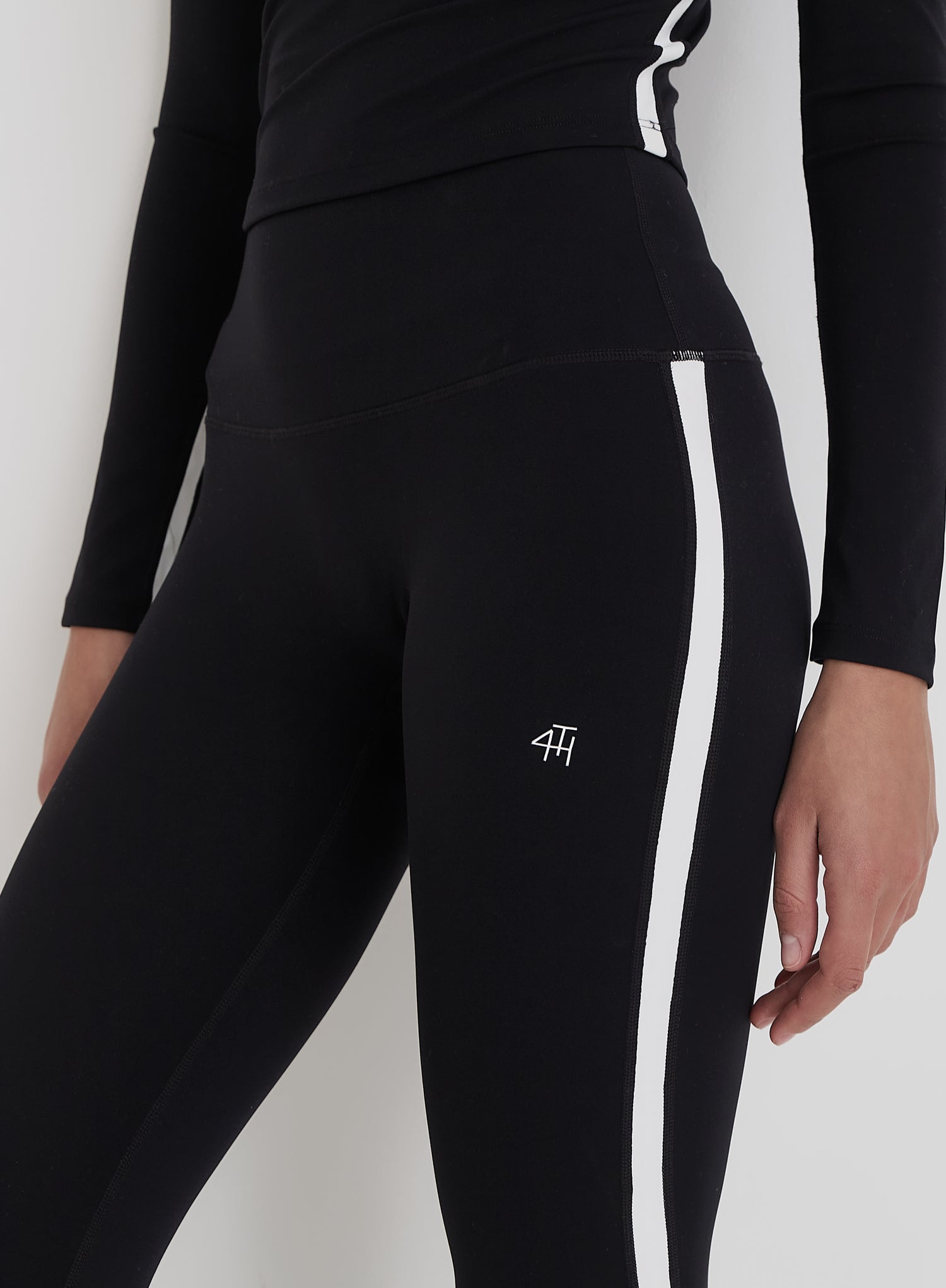 Black 4th Branded Contrast Piping Legging